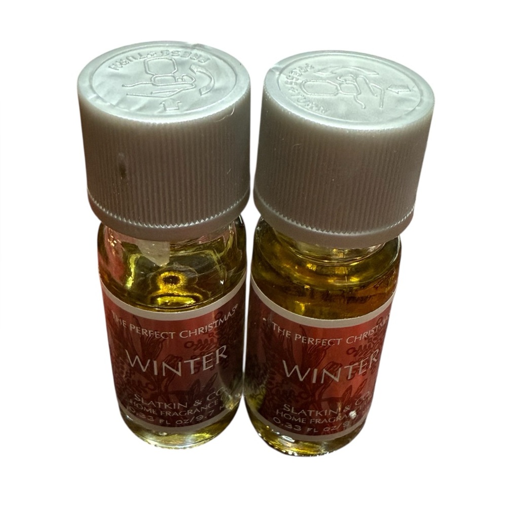 Slatkin & Co Winter home fragrance oil lot 0.33 fl. oz